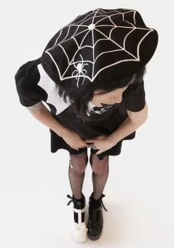 The Grave Girls An Entanglement Embroidered Beret