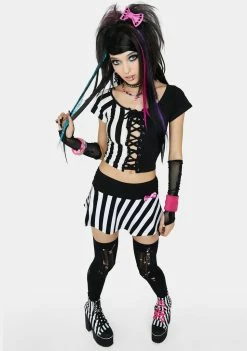 Promo โ๏ธ The Grave ๐ง Girls Dark Drop A Heart Two Tone Top Lace-Up Crop Top ๐ 8 The Grave Girls Dark Drop A Heart Two Tone Top Lace-Up Crop Top